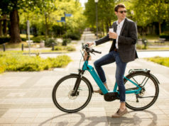 https://www.freepik.com/premium-photo/handsome-young-businessman-ebike-with-takeaway-coffee-cup_13584835.htm#page=1&query=ebike&position=19