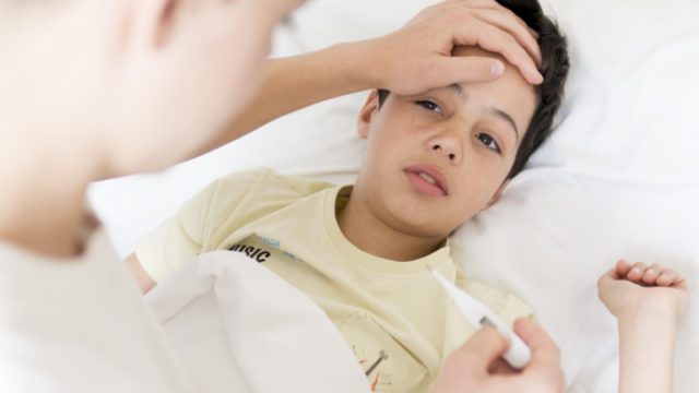 https://www.freepik.com/premium-photo/little-boy-having-fever_8199491.htm#page=2&query=covid%20children&position=39