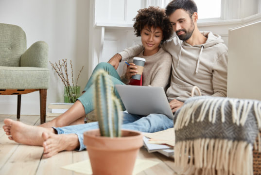 https://www.freepik.com/free-photo/lovely-family-couple-cuddle-together-dressed-casually-enjoy-domestic-atmosphere-synchronize-data-laptop-computer-work-family-business-project-drink-hot-beverage-cactus-foreground_12203102.htm#page=1&query=couple%20computer&position=0
