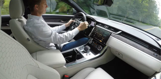 Jaguar XF P300