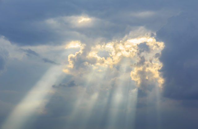 https://www.freepik.com/premium-photo/background-divine-light-sky-storm-clouds_4024653.htm#page=1&query=overcast%20sky&position=24