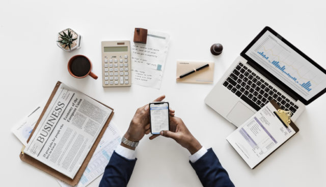 https://www.freepik.com/free-photo/flat-lay-business-concept_2892715.htm#page=1&query=investing&position=27