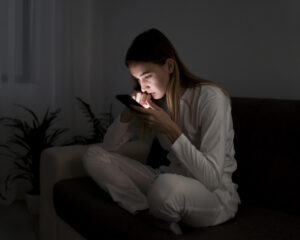 https://www.freepik.com/premium-photo/young-female-addictively-using-her-smartphone-chatting-late-night-her-bed_12904038.htm?query=device%20in%20bed%20night