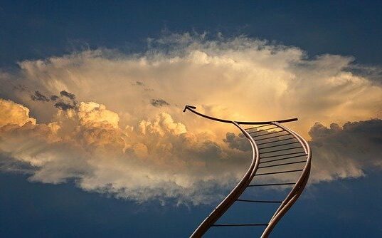 https://pixabay.com/photos/ladder-beyond-clouds-heaven-2748333/