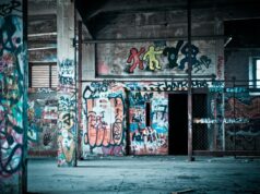 https://www.pexels.com/photo/grafitti-162379/