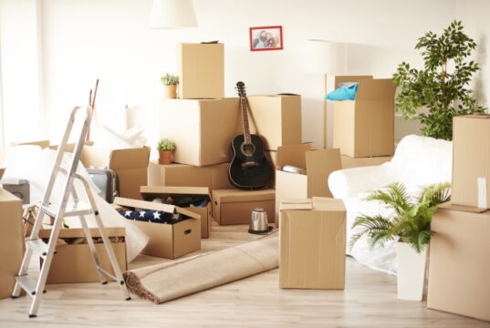 https://www.freepik.com/free-photo/top-view-messy-full-moving-boxes-room_15973330.htm#page=1&query=moving&position=21