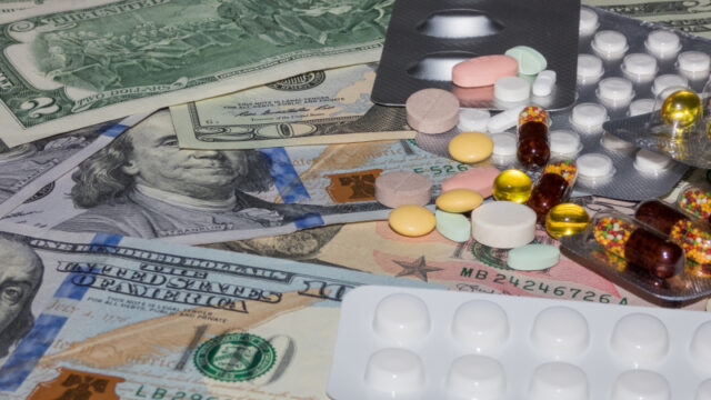 https://www.freepik.com/premium-photo/lot-medical-pills-different-colors-dollar-bills_18610029.htm#page=1&query=drug%20prices&position=13&from_view=search