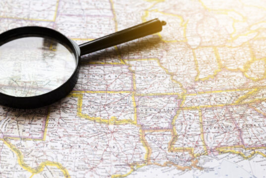 https://www.freepik.com/free-photo/united-states-america-map-with-magnifying-glass_5016396.htm#page=1&query=vacation%20plan&position=8&from_view=search