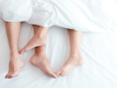 https://www.freepik.com/premium-photo/closeup-feet-couple-bed_1826487.htm?query=sleep%20naked