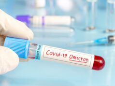 https://www.freepik.com/premium-photo/doctor-with-positive-blood-sample-new-variant-detected-coronavirus-strain-called-covid-omicron-research-new-african-strains-mutations-covid-19-coronavirus-laboratory_20889699.htm#page=1&query=omicron&position=3&from_view=search