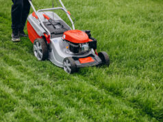 https://www.freepik.com/free-photo/man-cutting-grass-with-lawn-mover-back-yard_8828102.htm#query=lawn%20care&position=1&from_view=search