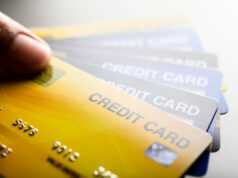 https://www.freepik.com/free-photo/close-up-images-multiple-credit-card-handsets_5469620.htm?query=credit%20cards