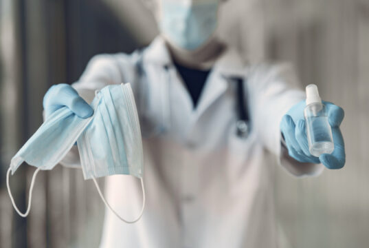 https://www.freepik.com/free-photo/doctor-hold-antiseptic-masks-his-hand_7368670.htm#query=covid&position=25&from_view=search