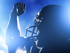 https://www.freepik.com/free-photo/close-up-player-with-his-fist-up_943235.htm#query=college%20football&position=3&from_view=search