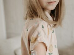 https://www.pexels.com/photo/a-continuous-glucose-monitor-on-a-girl-s-arm-7653123/
