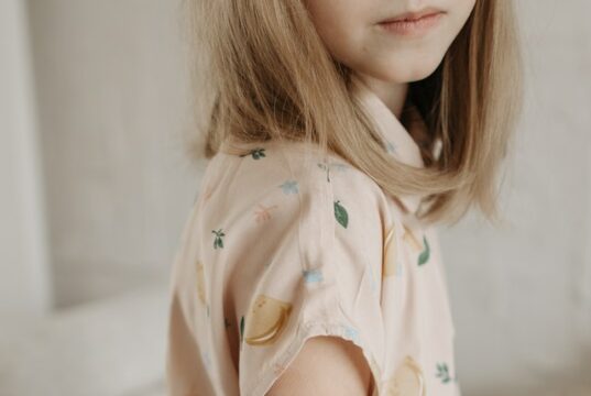 https://www.pexels.com/photo/a-continuous-glucose-monitor-on-a-girl-s-arm-7653123/