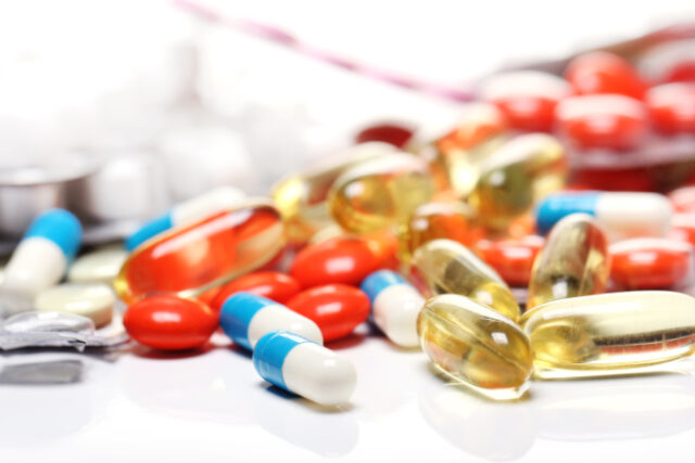https://www.freepik.com/free-photo/pills-white_6900211.htm#query=supplements&position=21&from_view=search