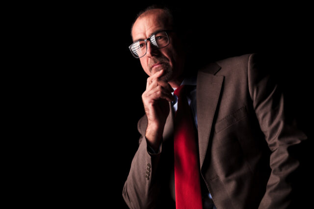 https://www.vecteezy.com/photo/859391-side-view-of-a-thoughtful-senior-business-man-looking-away