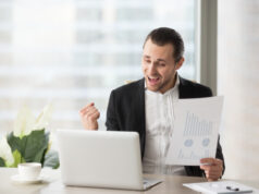 https://www.freepik.com/free-photo/happy-businessman_4013277.htm#page=3&query=happy%20investor&position=2&from_view=search
