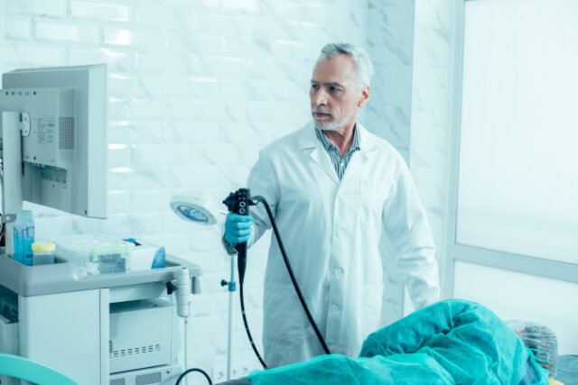 https://www.freepik.com/premium-photo/serious-mature-doctor-holding-modern-endoscope-preparing-procedure_20860446.htm#query=colonoscopy&position=6&from_view=search