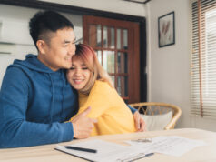 https://www.vecteezy.com/photo/5486749-happy-young-asian-couple-and-realtor-agent-cheerful-young-man-signing-some-documents-while-sitting-at-desk-together-with-his-wife-buying-new-house-real-estate-signing-good-condition-contract