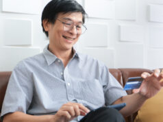 https://www.vecteezy.com/photo/6637846-senior-asian-man-using-smart-phone-shopping-online-and-paying-with-credit-card-at-home