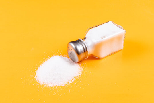 https://www.freepik.com/free-photo/sea-salt-coming-out-salt-shaker_7417614.htm#query=salt%20shaker&position=2&from_view=search
