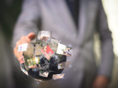 https://www.vecteezy.com/photo/6882870-economic-business-growth-on-global-business-network-social-networking-service-online-digital-marketing-and-data-analysis-of-financial