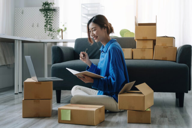 https://www.vecteezy.com/photo/7138779-starting-small-business-entrepreneur-freelance-portrait-young-woman-working-at-home-office-box-smartphone-laptop-online-marketing-packaging-delivery-sme-e-commerce-concept