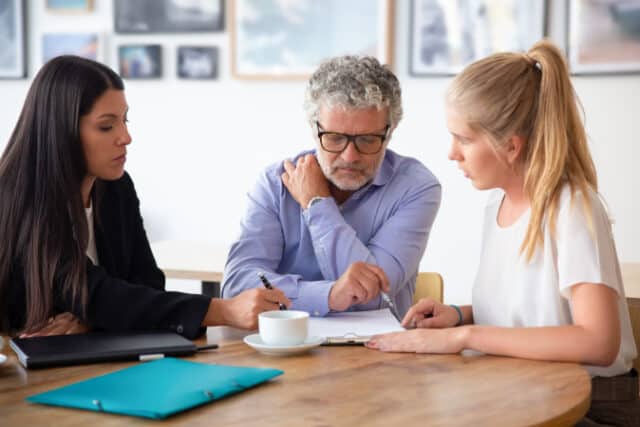 https://www.freepik.com/free-photo/family-legal-advisor-explaining-document-details-mature-father-adult-daughter_10607990.htm#query=financial%20advisor&position=47&from_view=search