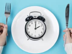 https://www.freepik.com/premium-photo/hands-holding-knife-fork-alarm-clock-white-plate_13641779.htm#query=intermittent%20fasting&position=46&from_view=search