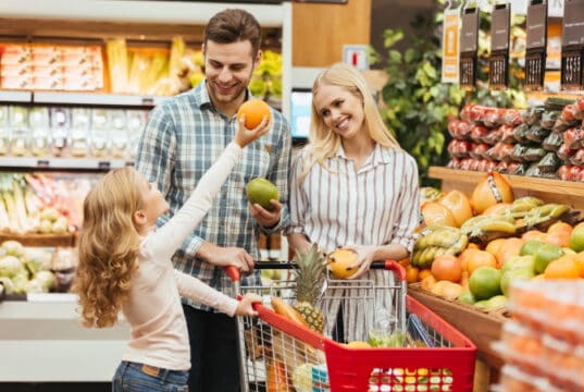 https://www.freepik.com/free-photo/happy-young-family-standing-with-trolley_6729841.htm#query=food%20shopping&position=2&from_view=search