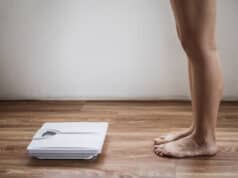 https://www.vecteezy.com/photo/1226735-female-bare-feet-approaches-scale