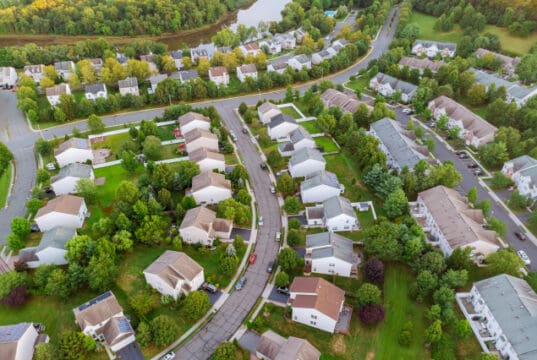 https://www.freepik.com/premium-photo/aerial-view-suburban-homes-roads-early-sunrise_5476032.htm#query=house&position=18&from_view=search