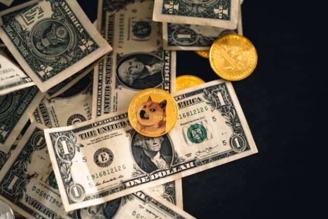 https://www.vecteezy.com/photo/2901361-crypto-coins-on-gold-background
