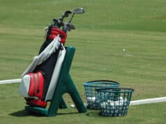 https://www.vecteezy.com/photo/1313169-golf-bag-and-clubs