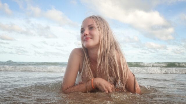 https://www.vecteezy.com/photo/7065868-portrait-of-a-beautiful-blonde-woman-enjoy-her-summertime-on-the-beach
