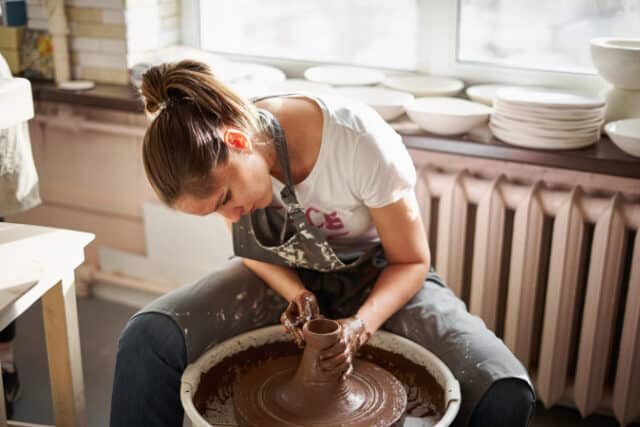 https://www.vecteezy.com/photo/7543867-woman-freelance-business-hobby-woman-making-ceramic-pottery