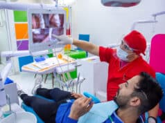 https://www.freepik.com/premium-photo/dentist-showing-his-patient-dental-images-screen-modern-dental-office_29656586.htm#query=dentist&position=14&from_view=search