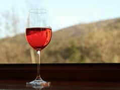https://www.freepik.com/free-photo/glass-red-wine-stands-wooden-windowsill_26661106.htm#page=2&query=rose%20wine&position=47&from_view=search