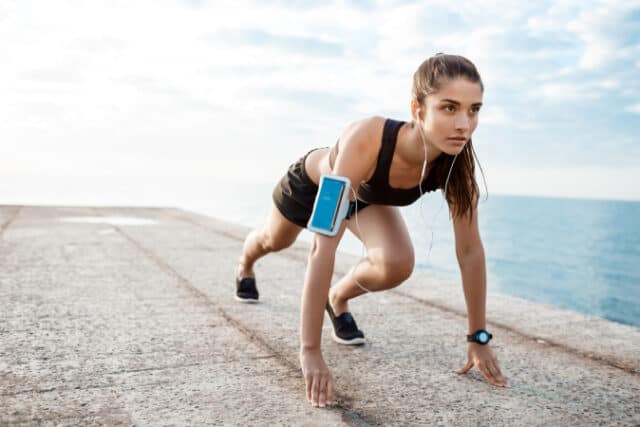 https://www.freepik.com/free-photo/young-beautiful-sportive-girl-preparing-run-seaside_7988391.htm#query=jogging&position=15&from_view=search