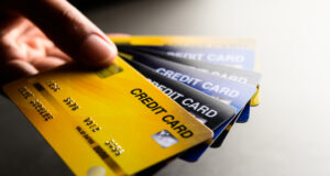 https://www.freepik.com/free-photo/close-up-images-multiple-credit-card-handsets_5469617.htm?query=credit%20cards