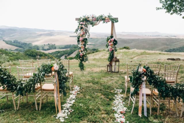 https://www.freepik.com/free-photo/italian-wedding-decoration-green-eucalyptus-oranges-pink-f_3984948.htm#query=beach%20wedding&position=39&from_view=search