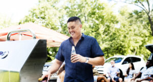 https://www.freepik.com/free-photo/manning-grill-tailgate-party_17431379.htm#query=tailgating&position=18&from_view=search