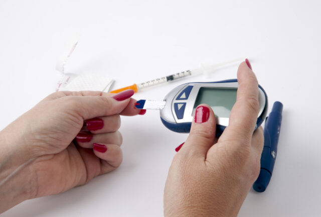 https://www.vecteezy.com/photo/956390-diabetes-testing