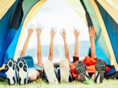 https://www.vecteezy.com/photo/1223387-friends-having-fun-in-camping-tent