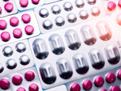 https://www.vecteezy.com/photo/7774511-pink-tablets-in-blister-pack-and-silver-aluminium-foil-pack-for-capsule-and-tablets-pills-in-pharmaceutical-industry-pharmaceutical-package-manufacturing-top-view-of-round-tablets-pills-pharmacy