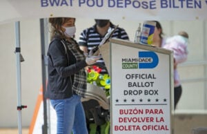 Poll shows 20% of Florida Hispanics who voted for Trump in 2024 say they wouldn’t do it again