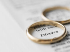 https://www.freepik.com/premium-photo/wedding-rings-piece-paper_8445523.htm?query=divorce