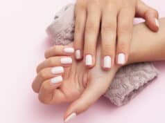 https://www.freepik.com/free-photo/woman-showing-her-beautiful-nails_10368202.htm#query=fingernails&position=29&from_view=search